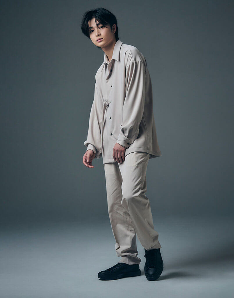 曽田陵介